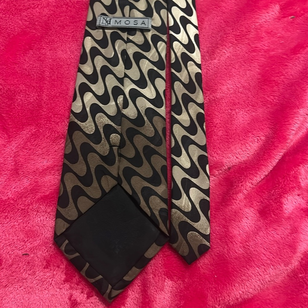 MOSA TIE